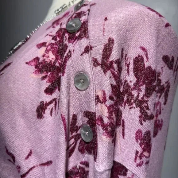 A.N.A. Mandy Sweater Floral Ruby Women’s Size 1X Shoulder Buttons - Picture 5 of 10